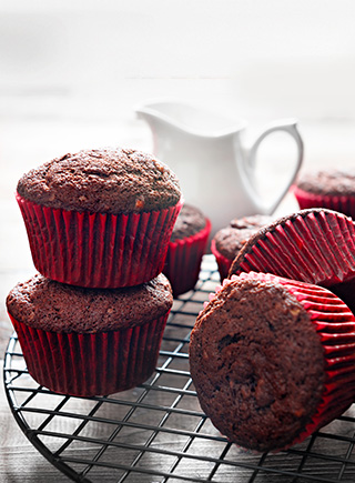 CHOCOLATE PRUNE BANANA MUFFIN